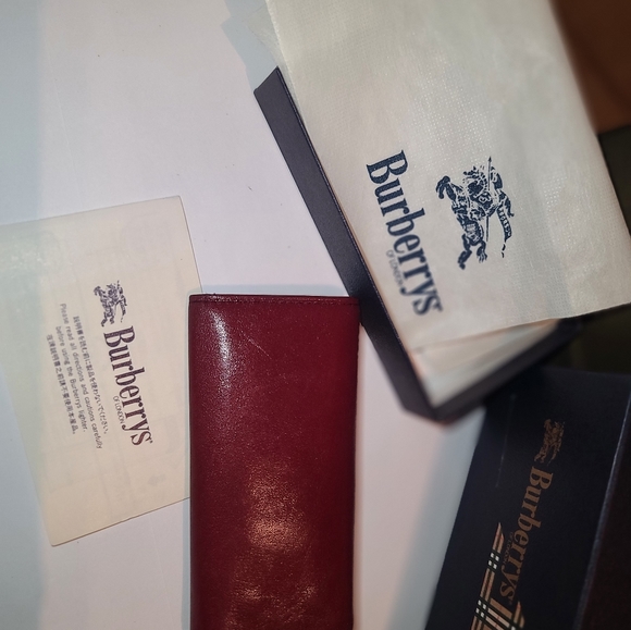 Burberry 4 key ring holder - Picture 3 of 4